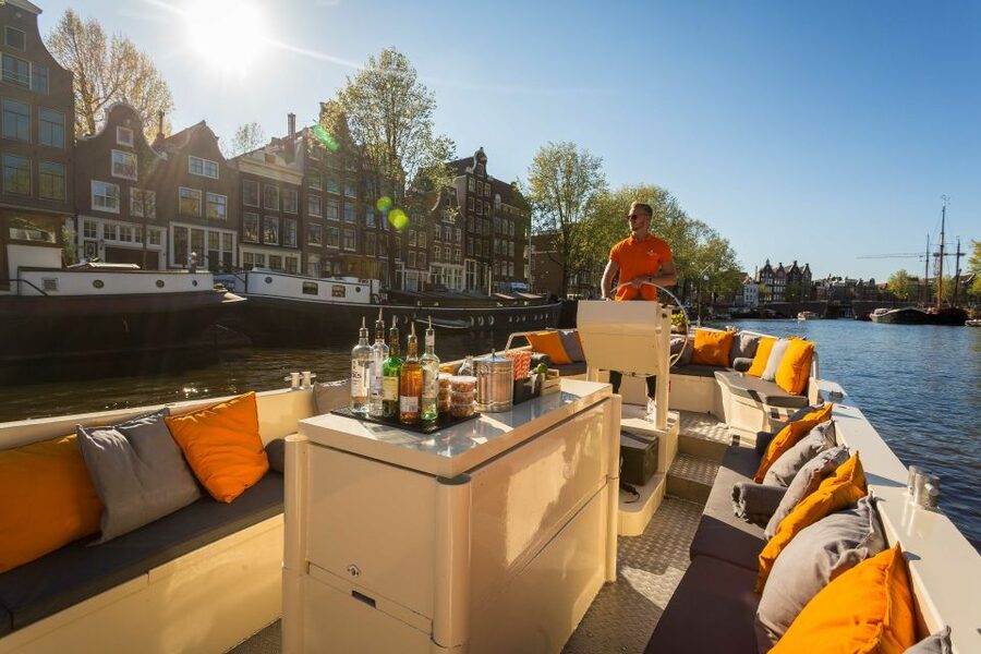Amsterdam: Private Cruise with Drinks & Optional Snacks - Snack Option Details, and When It’s Worth Adding
