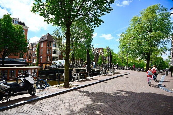 Amsterdam Private Food Tour +10 Classic Tastings in Jordaan Area - Key things that make this tour worth your time
