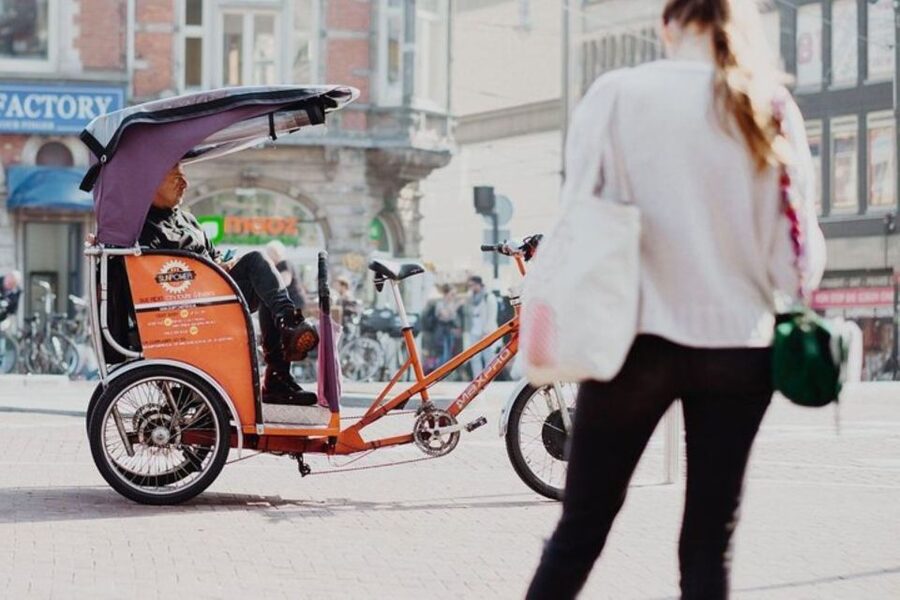 Amsterdam: Private Guided City Tour by Pedicab - Price and time: getting value at $118 per group up to 2