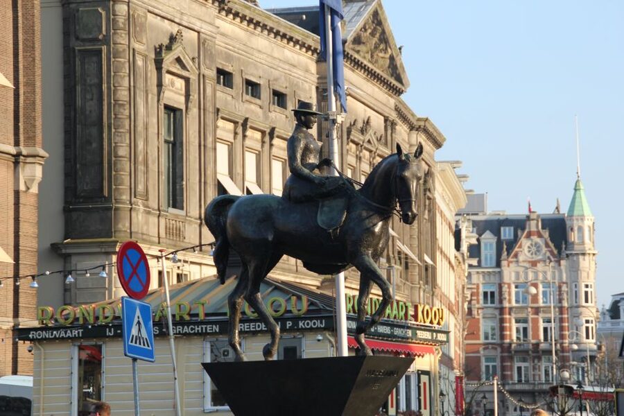 Amsterdam: Private Hidden Gems Discovery Tour - Key things you’ll get from this private discovery walk