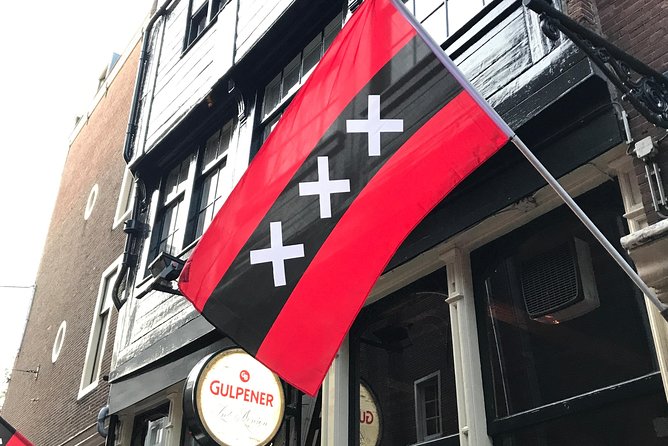 Amsterdam Private Introduction Tour - Damrak pickup: where your Amsterdam intro starts clean