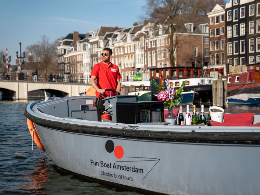 Amsterdam: Private Luxury Cruise with Drinks & Silent Disco - Unlimited drinks: what you get and how to manage expectations