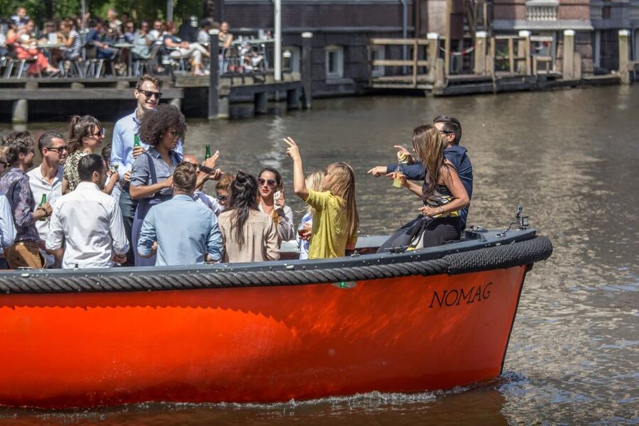 Amsterdam: Private Prosecco Canal Cruise Tour - Who This Cruise Fits Best (And Who Might Prefer Something Else)