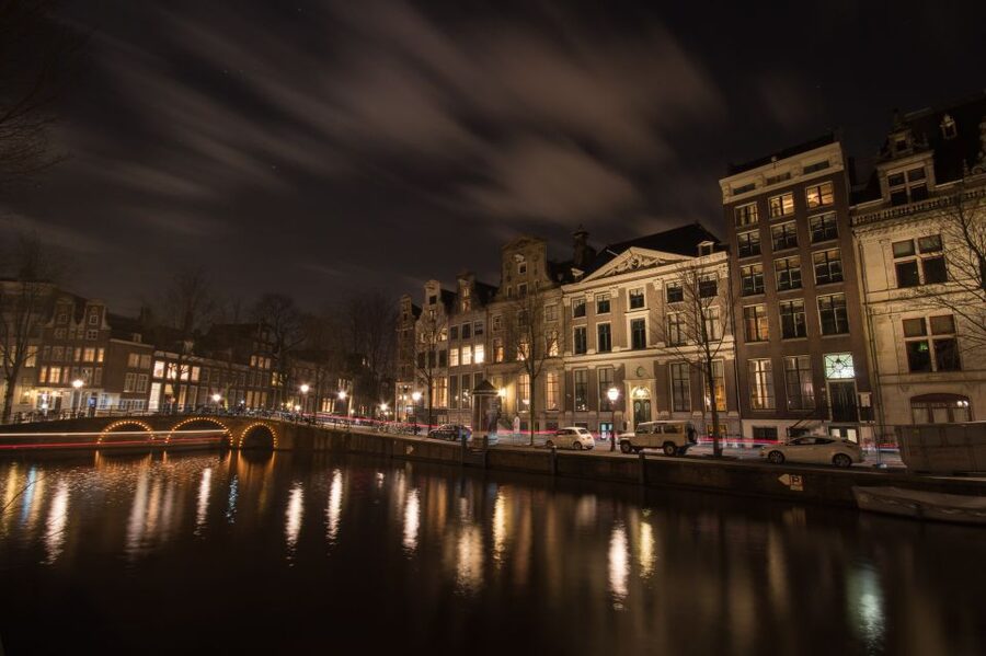 Amsterdam: Private Walking Tour with a Local - Why this private Amsterdam walk feels different
