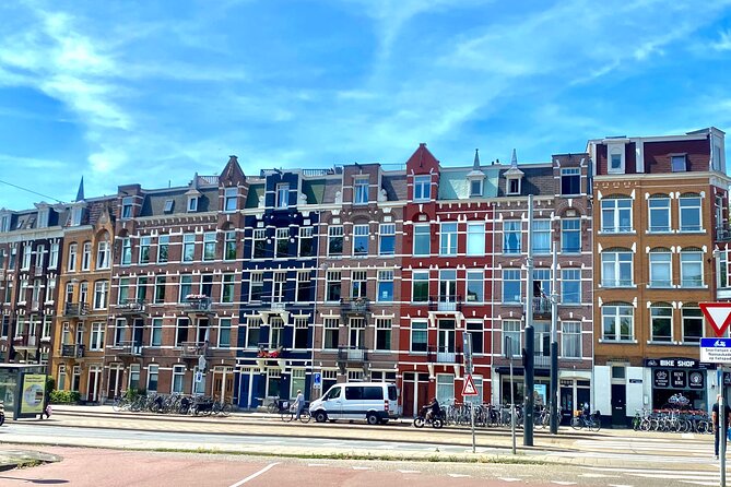 Amsterdam Private Walking Tour with Dinner Experience - Price and logistics: what you are really paying for