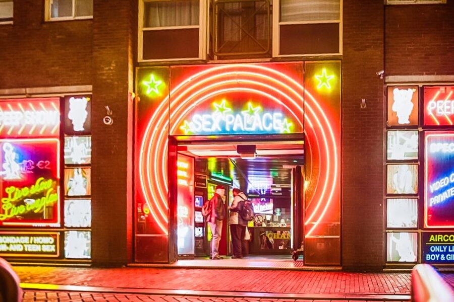 Amsterdam Red Light District & Coffee Shop Tour - Why Amsterdam’s Red Light Reputation Is More Than a Sideshow