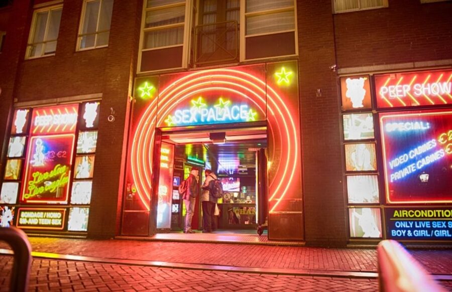 Amsterdam: Red Light District Exclusive Night Tour - Key highlights you will actually care about