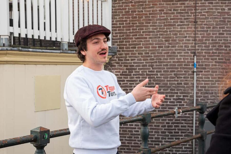 Amsterdam: Red Light District Tour in English or German - Key things I’d watch for
