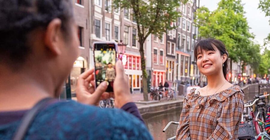 Amsterdam: Red Light Tour Exclusive + Peep Show - Dam Square, Oude Kerk, and the District’s City-Wide Story