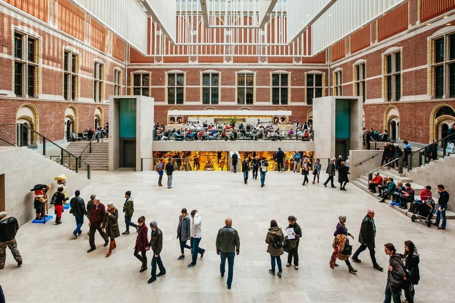 Amsterdam: Rijksmuseum Entry Ticket - Using audio well: phone app vs the paid multimedia guide