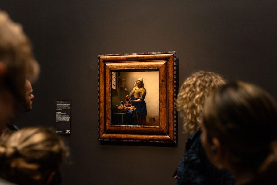 Amsterdam: Rijksmuseum Guided Tour incl Entrance Ticket - The Dutch Golden Age Storyline: What the Guide Connects for You