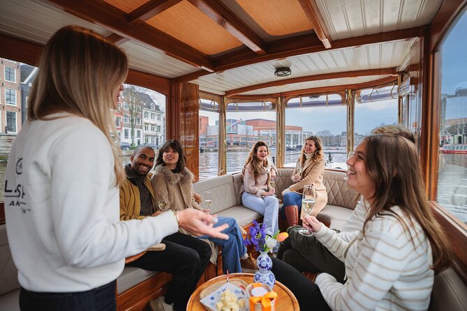 Amsterdam: Romantic Canal Cruise with Optional Bubbles & Bites - One hour through Amsterdam’s UNESCO canal belt, Prinsengracht style