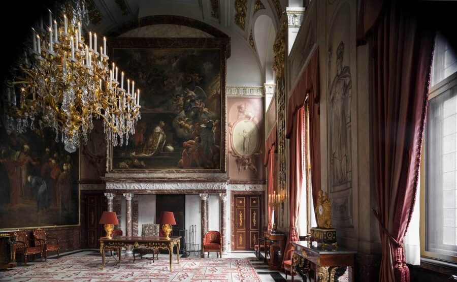 Amsterdam: Royal Palace Entry Ticket + Audio guide - Louis Napoleon furniture, chandeliers, and clocks