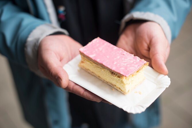 Amsterdam's Market Street Food Tour with Streat Bites - Alcohol included: a small perk with a real planning impact