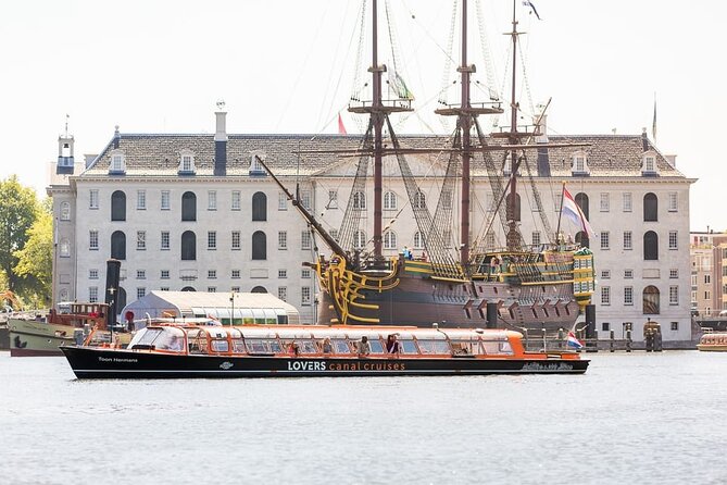 Amsterdam Sightseeing Canal Cruise with Audio Guide - Choosing your departure point near Central Station or Leidse Square