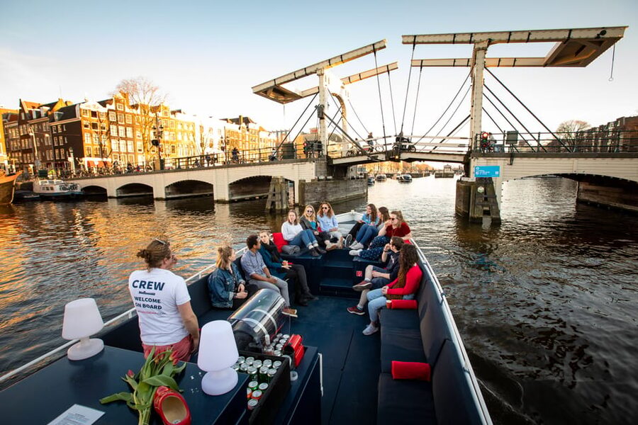 Amsterdam Small-Group Walking Tour with Canal Cruise - The Center Break and the Canal Cruise from Prins Hendrikkade
