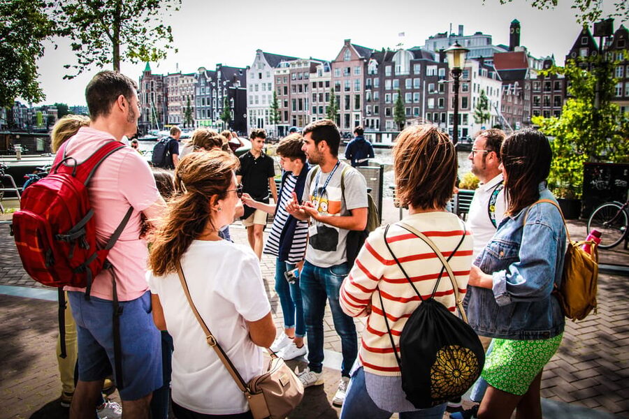 Amsterdam Small-Group Walking Tour with Canal Cruise - Price, Group Size, and What You Actually Get for $40