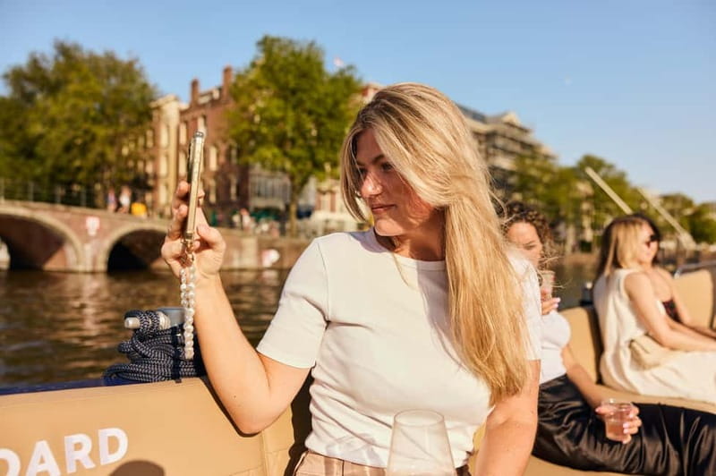 Amsterdam: Spanish Guided Open Boat Cruise with Bar Onboard - Price and Value: Is $22 Worth One Hour on the Water?