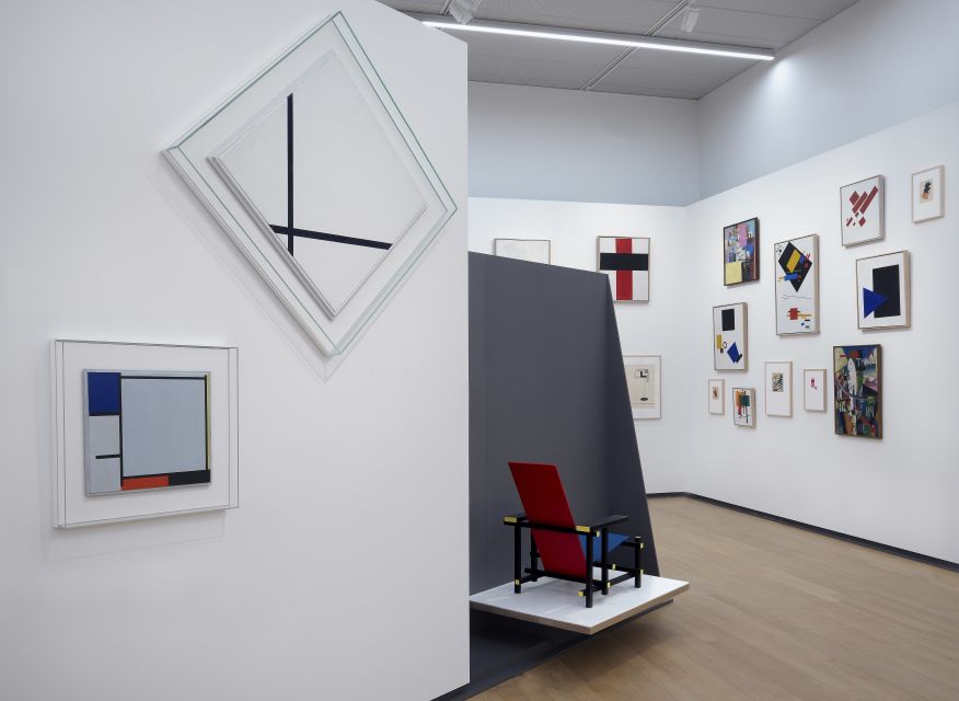 Amsterdam: Stedelijk Museum and 1-Hour Canal Cruise - Should you book the Stedelijk Museum and 1-hour Canal Cruise combo?