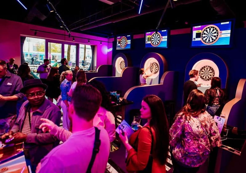 Amsterdam: The All Out - No.1 Activity Bar - First impressions: an activity bar in Amsterdam with real games