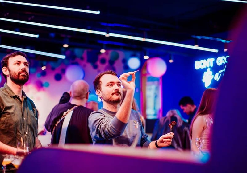 Amsterdam: The All Out - No.1 Activity Bar - What your 1-hour session actually feels like