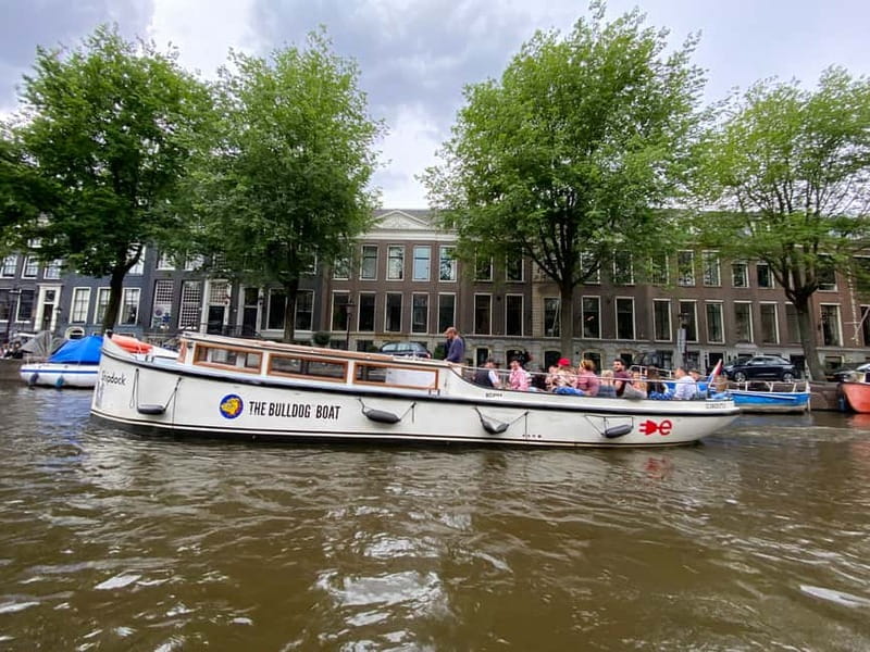 Amsterdam: The Bulldog Boat Smoke-Friendly Cruise & 2 Drinks - Who Should Book This, and Who Should Skip It