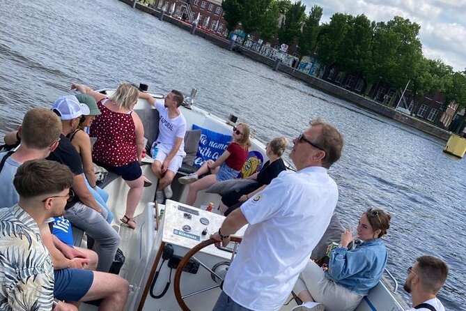 Amsterdam: The Bulldog Boat Smoke-Friendly Cruise & 2 Drinks - What You Can Bring Onboard: Weed, Snacks, Warm Clothes, No Sales On the Boat
