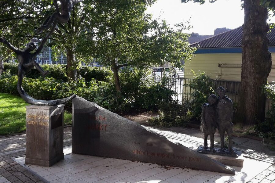 Amsterdam: The Life of Anne Frank Walking Tour - Merwedeplein 61, the Anne statue, and why this start matters