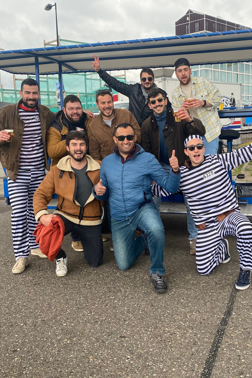Amsterdam: The Original BUBBLES & BIKE Private Prosecco Tour - Weather and Group Volume: The Reality Check