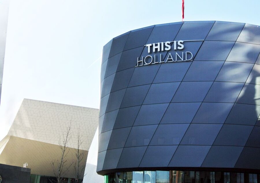 Amsterdam: This is Holland 5D Flight Experience Entry Ticket - Entering This is Holland, right across from Amsterdam Centraal