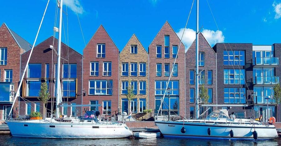 Amsterdam to Haarlem: Private Day-Trip Experience - Getting There: The Amsterdam-Haarlem Train With Return Tickets Included