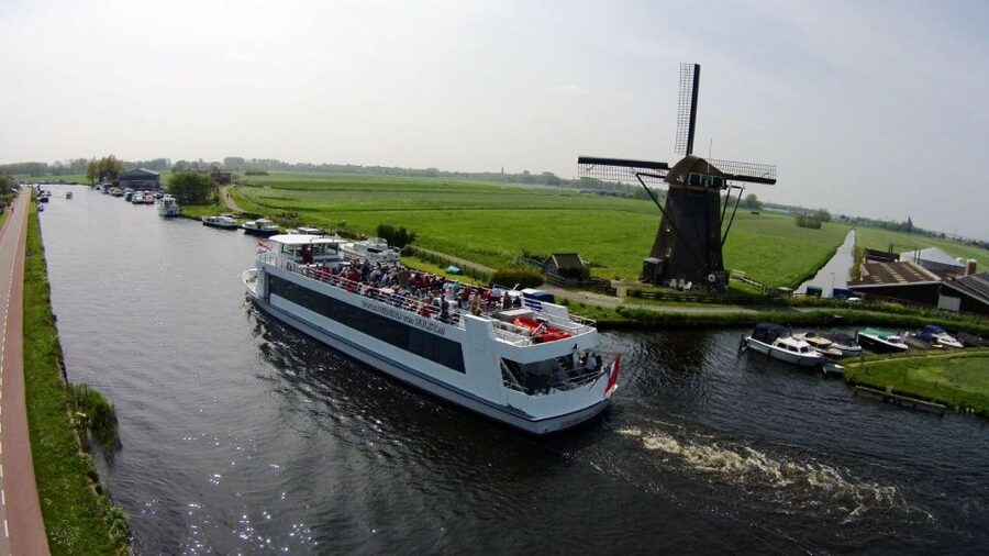 Amsterdam: Tour to Keukenhof Gardens with Windmill Cruise - Warmond windmill cruise: working mills, low-lying views, and smart seating