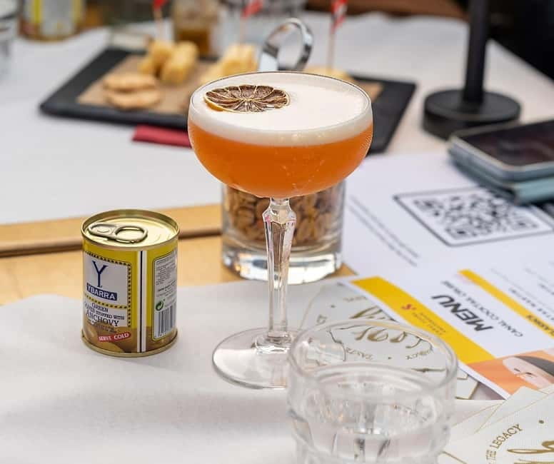 Amsterdam: Unlimited Cocktails Cruise on the Canals - Should You Book This Amsterdam Canal Cocktail Cruise?