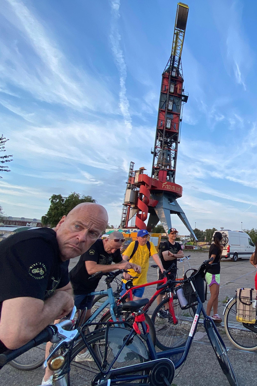 Amsterdam: Urban Bike Tour, Graffiti Art & Magnet Fishing - Key takeaways before you pedal out