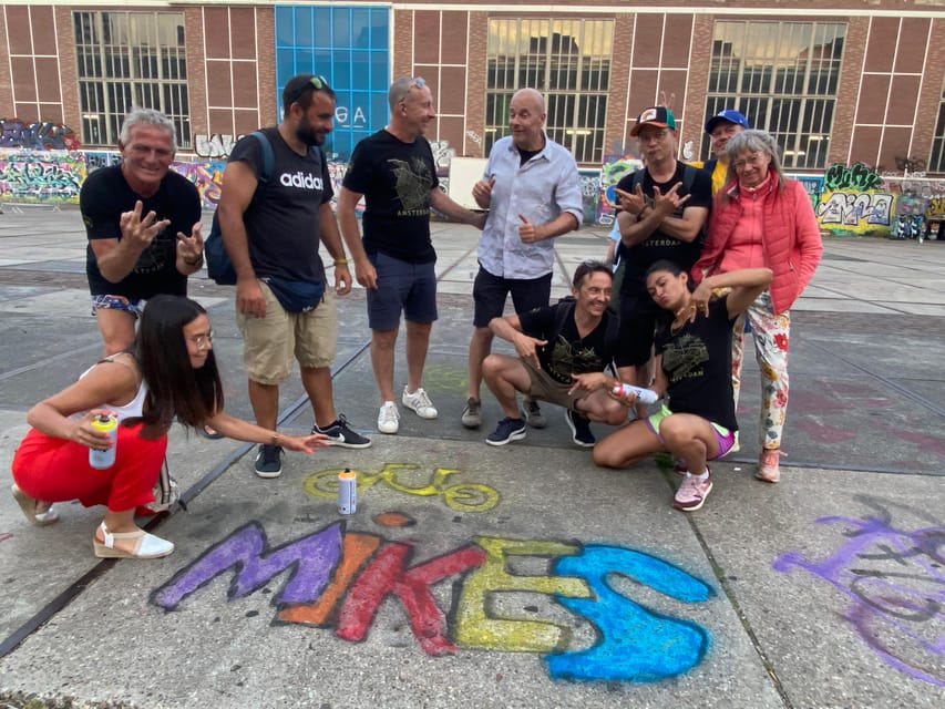 Amsterdam: Urban Bike Tour, Graffiti Art & Magnet Fishing - A second workshop moment in the Jordaan, where art meets neighborhoods