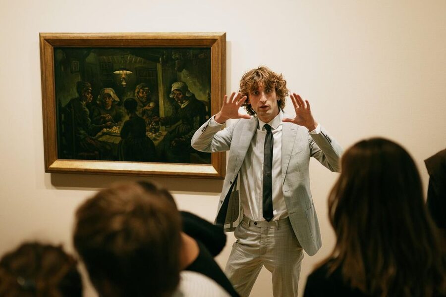 Amsterdam: Van Gogh Museum Entry Ticket and Guided Tour - Meeting at Paulus Potterstraat 7, plus the bag reality