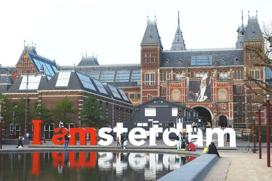 Amsterdam: Van Gogh Museum Masterpieces Tour up to 8 guests - Who this Van Gogh Museum tour is best for