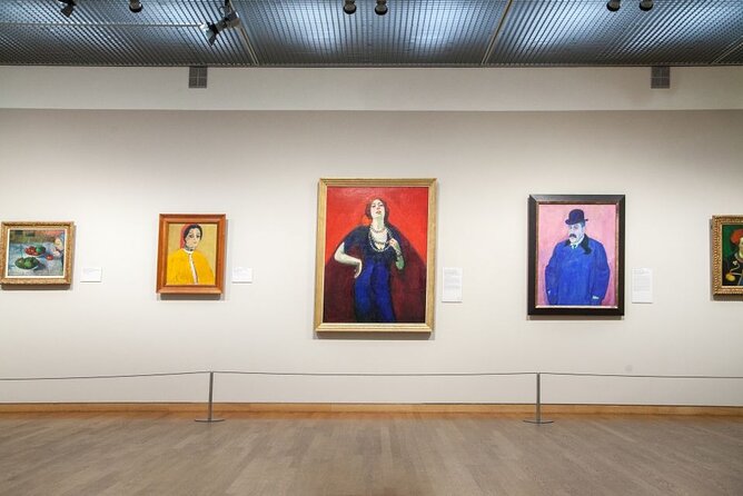 Amsterdam Van Gogh Museum with Audio or Guided Tour - Timed entry at Van Gogh Museum, right on Museumplein
