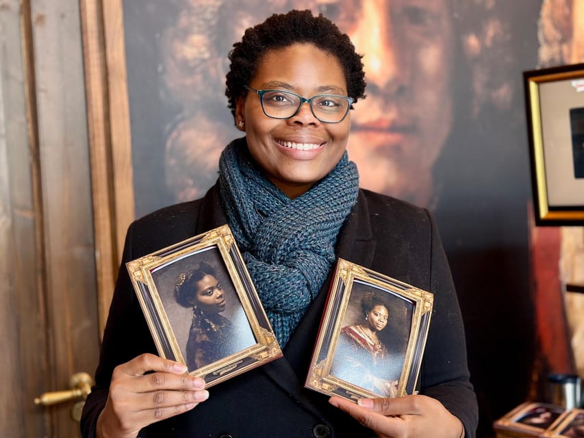 Amsterdam: Van Gogh or Rembrandt AI Portrait Photo Souvenir - FAQ