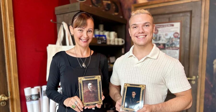 Amsterdam: Van Gogh or Rembrandt AI Portrait Photo Souvenir - Rembrandts Amsterdam AI Portraits: a fast souvenir near the Rijksmuseum