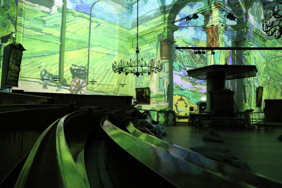 Amsterdam: Van Gogh & Rembrandt Captivating Experience Entry - Timing, check-in, and when to go for the best seats