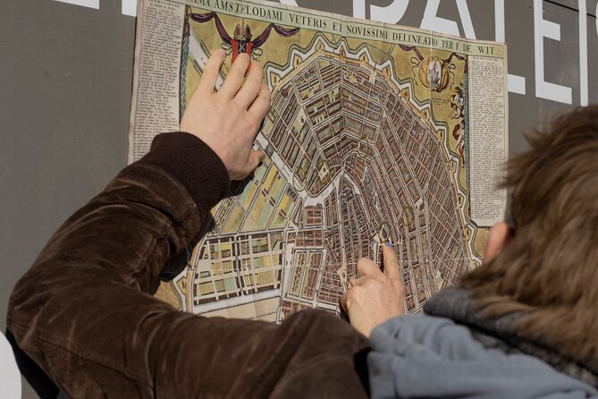 Amsterdam Walking Tour: Urban Legends & History with local guide - Key things to know before you go