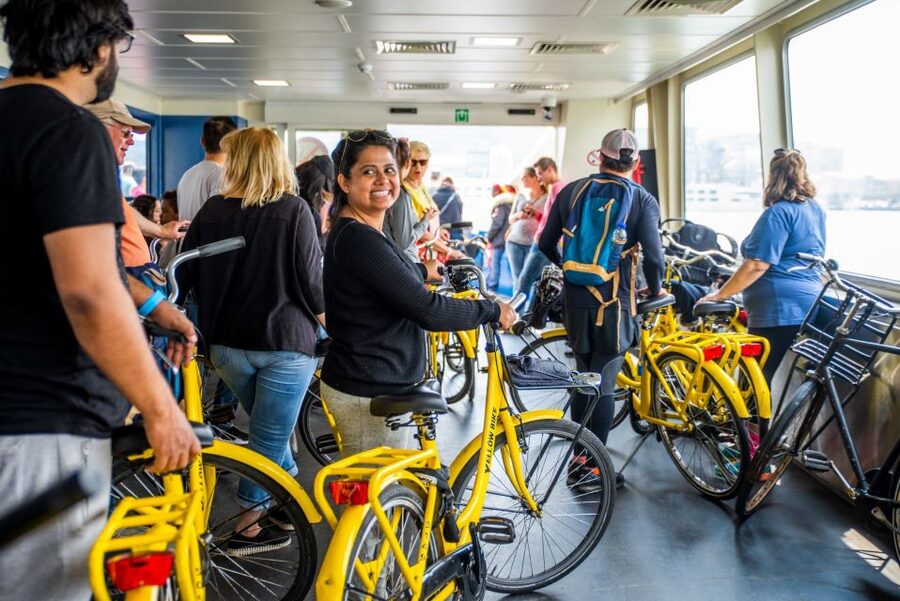 Amsterdam: Waterland District Countryside Villages Bike Tour - Meeting at Nieuwezijds Kolk and Getting Your Bike Ready