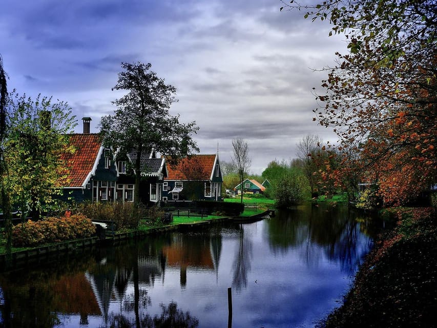 Amsterdam: Windmills E-Bike Tour to Zaanse Schans - Lunch Break in the Village: Keep It Simple and Stay Moving