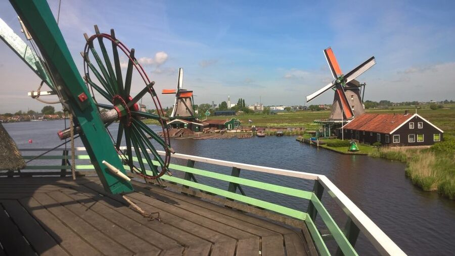 Amsterdam: Zaanse Schans 3-Hour Small Group Tour - Key things to love about this Zaanse Schans tour