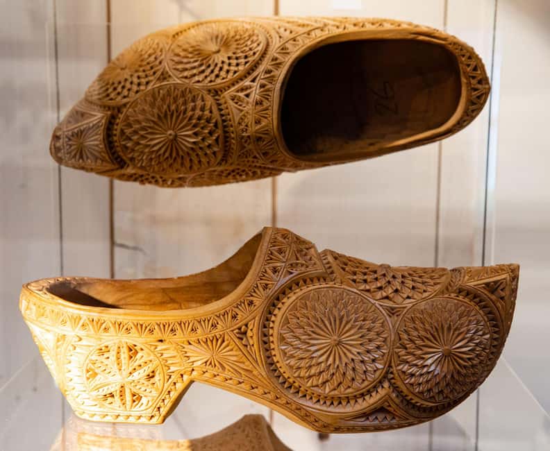 Amsterdam: Zaanse Schans, Cheese Tasting & Volendam Tour - What to Bring, What to Expect, and How to Stay Comfortable