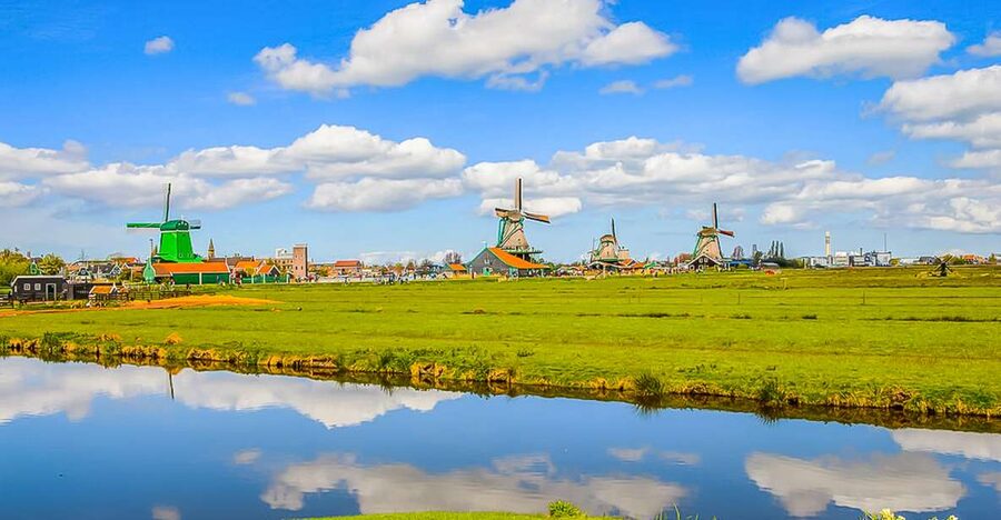Amsterdam: Zaanse Schans, Edam, Volendam & Marken Bus Tour - How the Tour Works: An 8-Hour Dutch Countryside Sampler