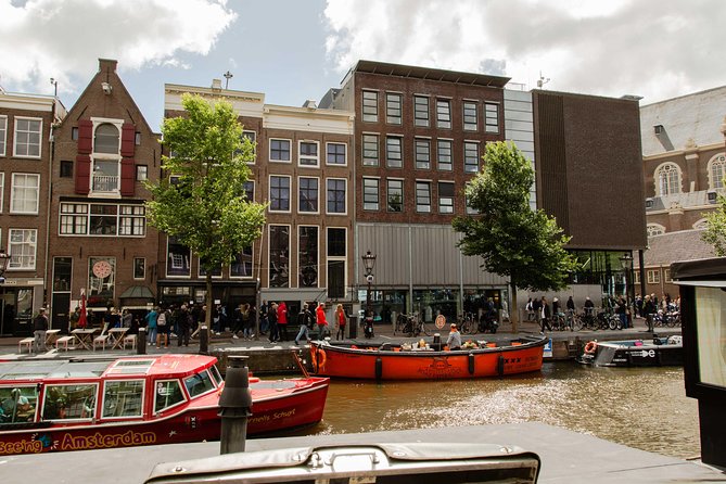 Anne Frank and Jewish Culture Private Walking Tour in Amsterdam - Stop 2: Zuiderkerk and the art and faith connections