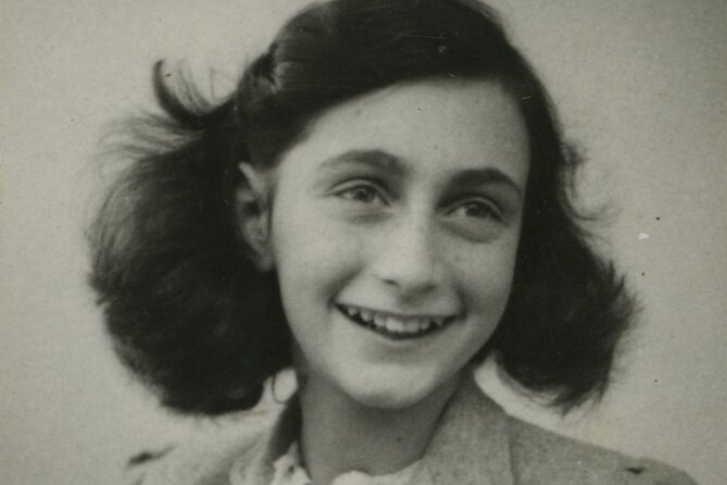 Anne Frank and the Jewish History of Amsterdam Private Tour - Jewish Historical Museum Stop: Four Synagogues and Quick Orientation