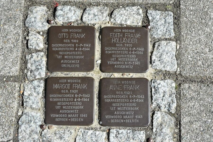 Anne Frank Story & Private 2-Hour Neighborhood Tour - Walking where Anne’s childhood life took shape
